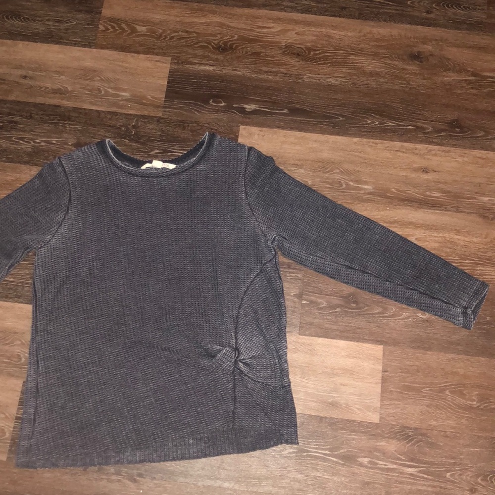 Navy blue pattern blouse